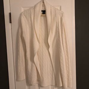 Very pretty off white sweater-New York and Company
